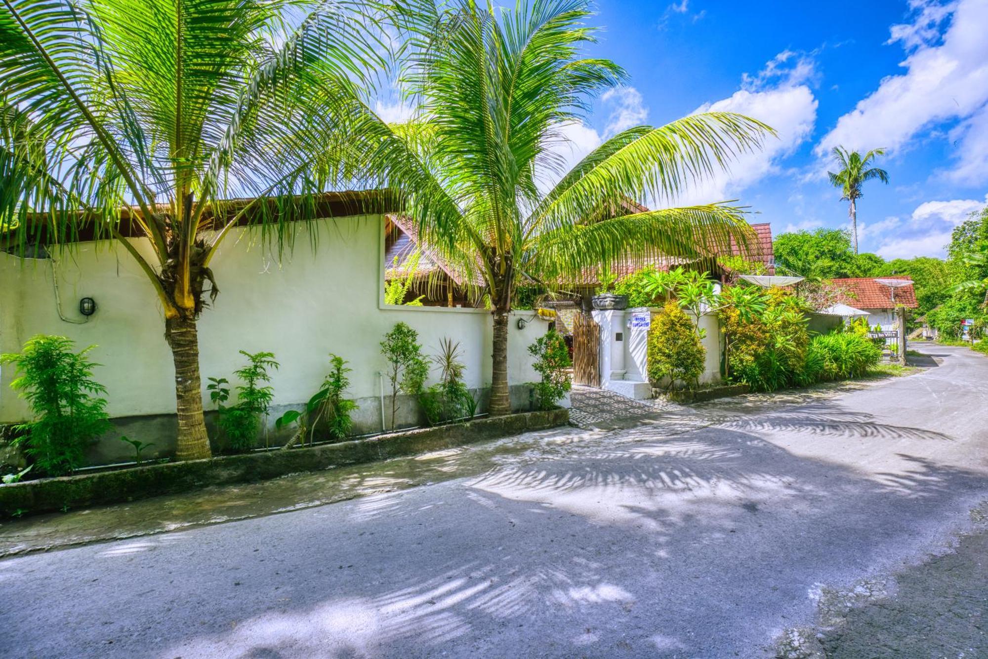 Asoka Bungalows Toyapakeh Exterior foto